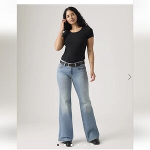 Levis Superlow Flare Jeans